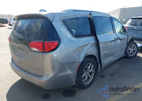 2018 Chrysler Pacifica Limited z USA, uszkodzony, nr VIN 2C4RC1GG9JR272402